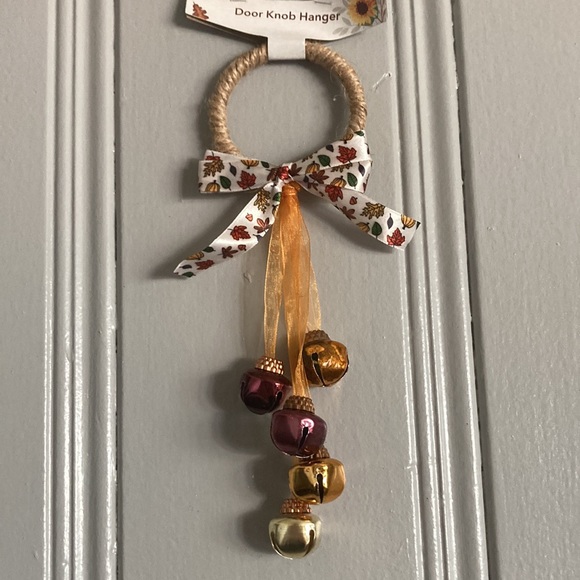 NWT Gold Fall Harvest Theme Door Knob Hanger w/ Bells & Bow - Picture 5 of 8